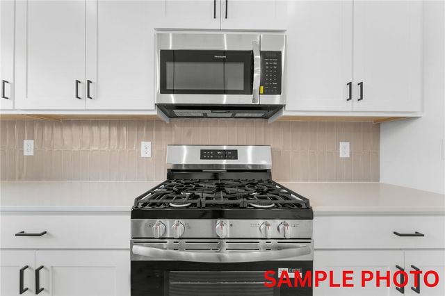 6006 SW Omaha Avenue, Bentonville, AR 72713