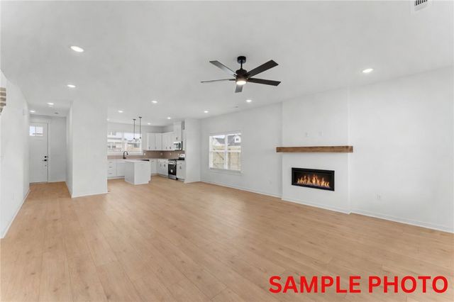 6006 SW Omaha Avenue, Bentonville, AR 72713