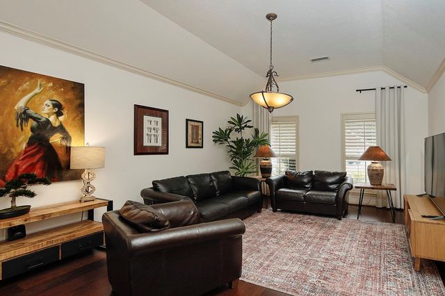 175 W Bristol Oak Circle, The Woodlands, TX 77382