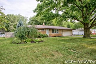585 Huizenga Avenue, Zeeland City, MI 49464