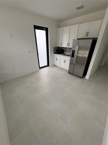 30940 SW 192nd Ave B, Homestead, FL 33030