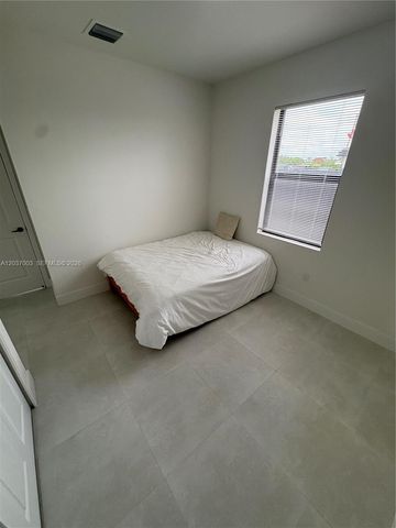 30940 SW 192nd Ave B, Homestead, FL 33030