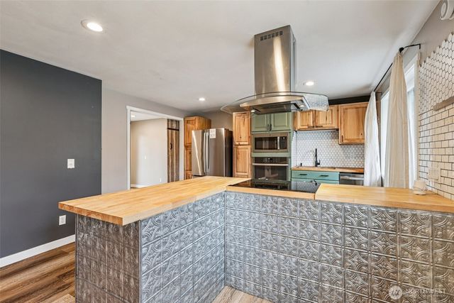 6521 194th Avenue E, Bonney Lake, WA 98391