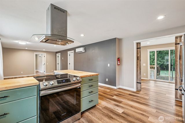 6521 194th Avenue E, Bonney Lake, WA 98391