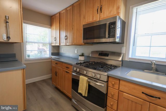 21762 N ESSEX DR, Lexington Park, MD 20653