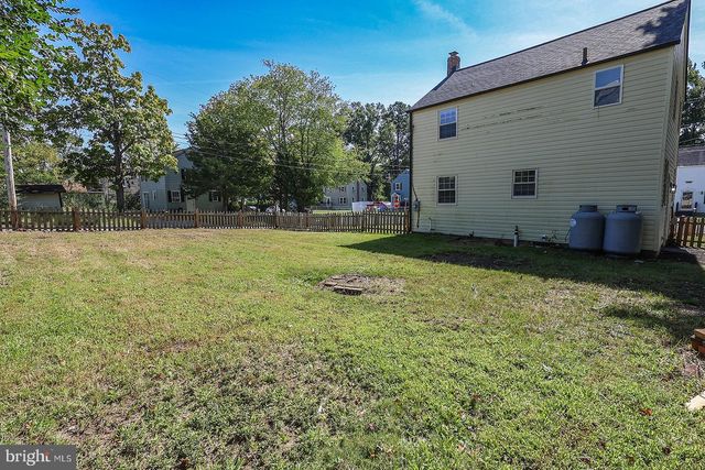 21762 N ESSEX DR, Lexington Park, MD 20653