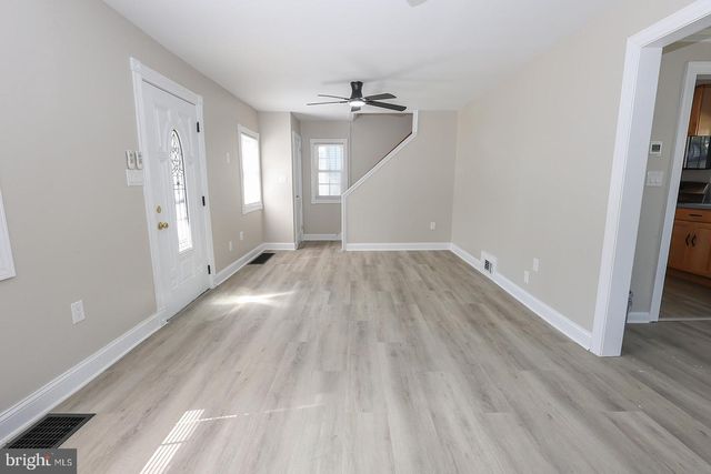 21762 N ESSEX DR, Lexington Park, MD 20653
