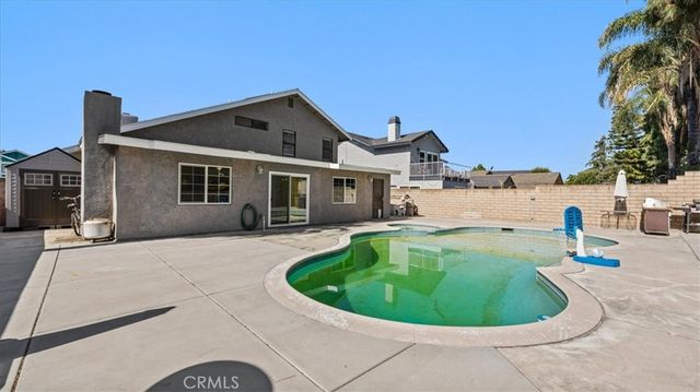 1445 E Bermuda Dunes, Ontario, CA 91761