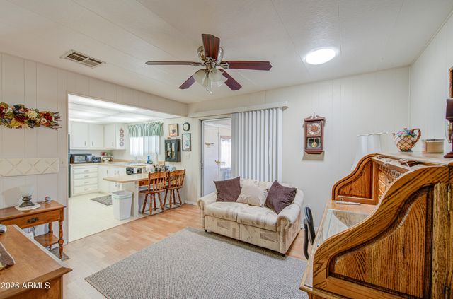 2305 N FLOYD Drive, Mesa, AZ 85215