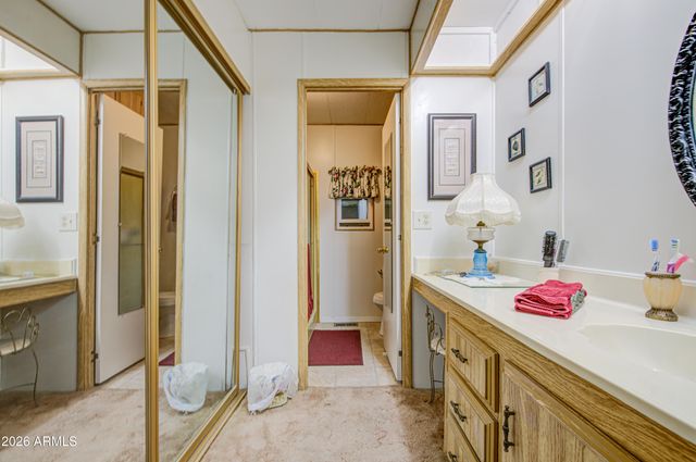2305 N FLOYD Drive, Mesa, AZ 85215