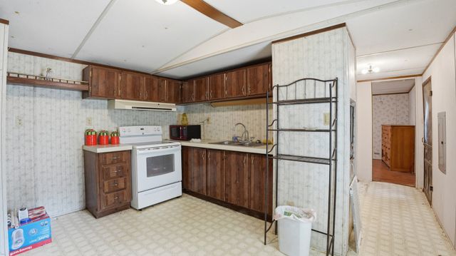 17 Smith Rd, Winchester, TN 37398