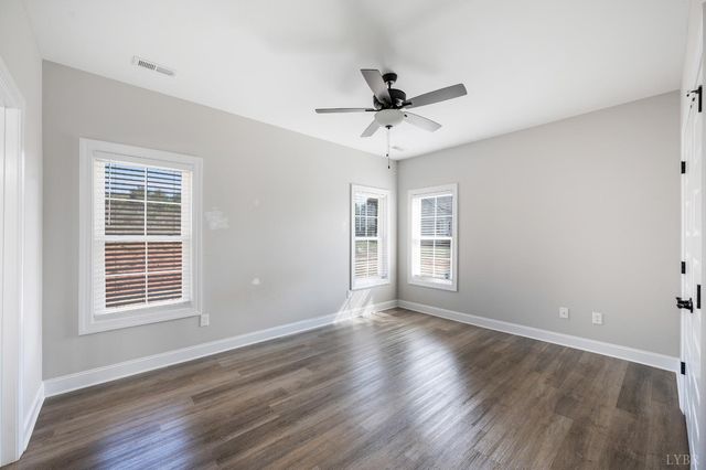 1200 Founding Way Road, Bedford, VA 24523