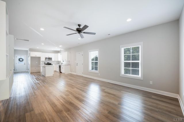 1200 Founding Way Road, Bedford, VA 24523