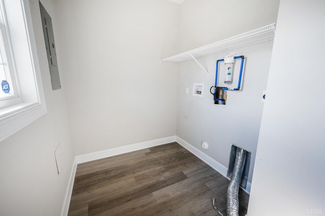 1200 Founding Way Road, Bedford, VA 24523