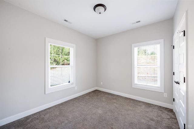 1200 Founding Way Road, Bedford, VA 24523