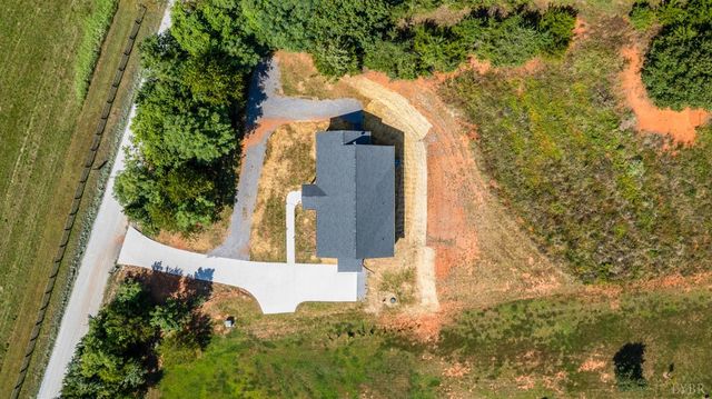 1200 Founding Way Road, Bedford, VA 24523