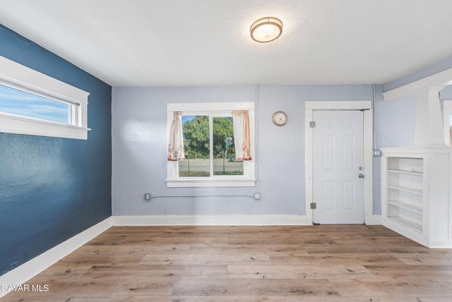 15733 K Street, Mojave, CA 93501