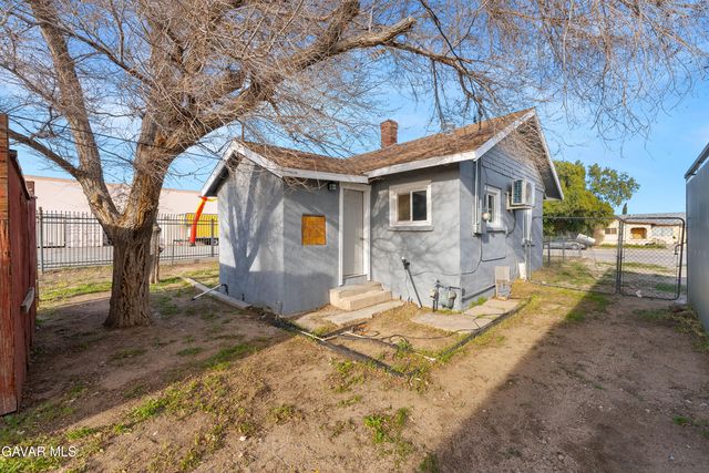 15733 K Street, Mojave, CA 93501