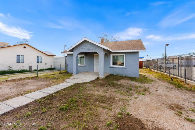 15733 K Street, Mojave, CA 93501