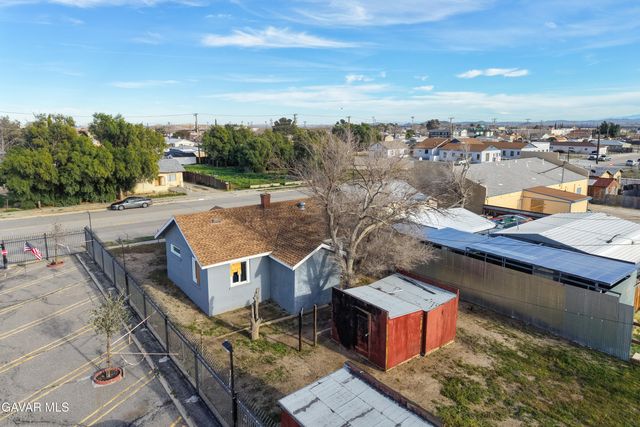 15733 K Street, Mojave, CA 93501