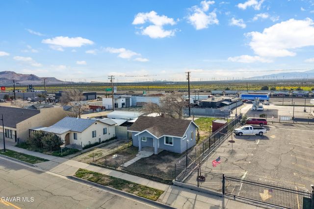 15733 K Street, Mojave, CA 93501