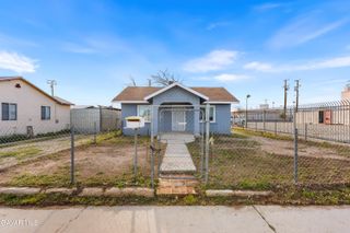15733 K Street, Mojave, CA 93501