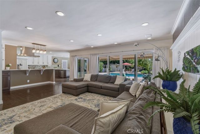 5946 Jumilla, Woodland Hills, CA 91367