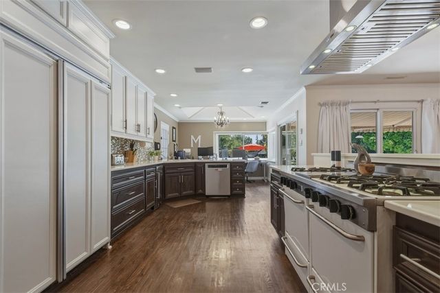5946 Jumilla, Woodland Hills, CA 91367