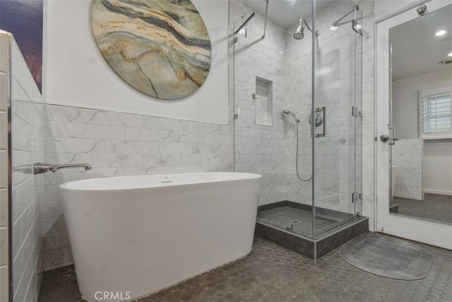 5946 Jumilla, Woodland Hills, CA 91367