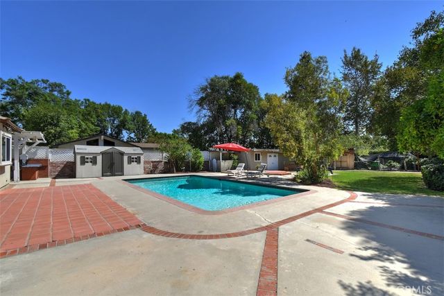 5946 Jumilla, Woodland Hills, CA 91367