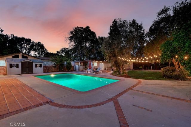 5946 Jumilla, Woodland Hills, CA 91367