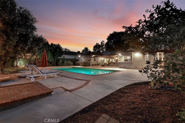 5946 Jumilla, Woodland Hills, CA 91367