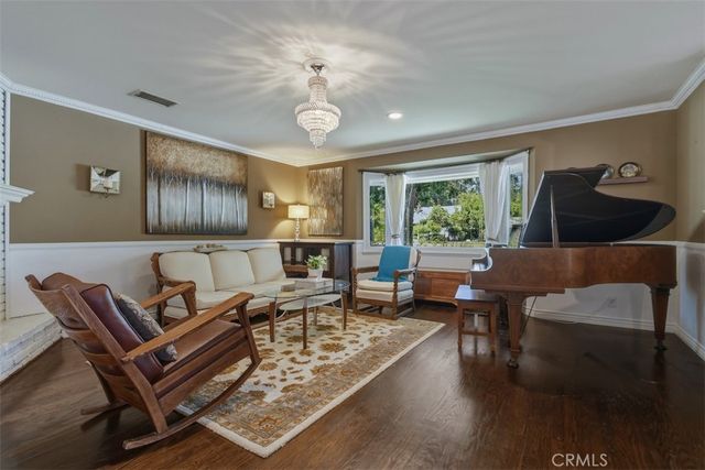 5946 Jumilla, Woodland Hills, CA 91367