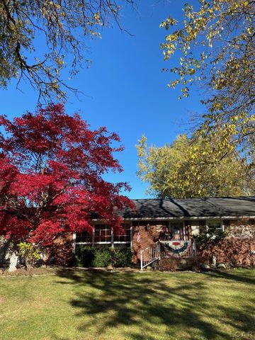 1270 E Oregon Road, Adrian, MI 49221