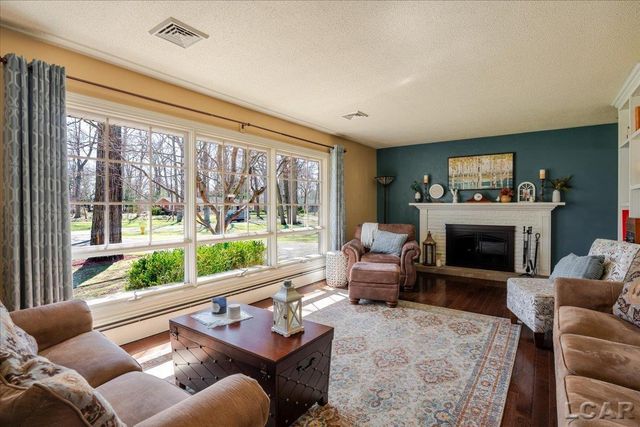 1270 E Oregon Road, Adrian, MI 49221