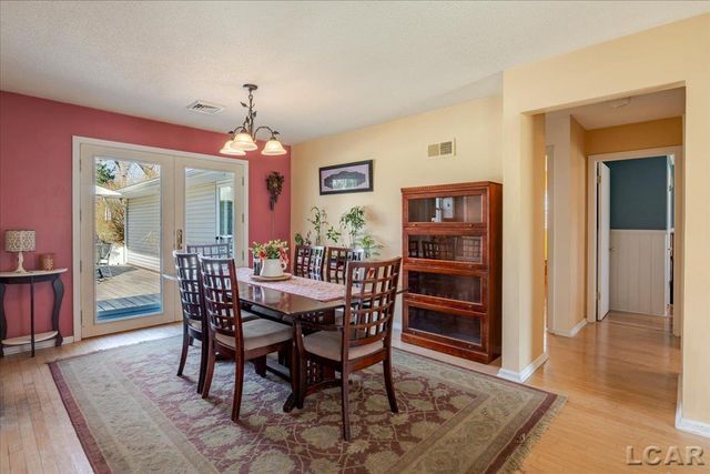 1270 E Oregon Road, Adrian, MI 49221