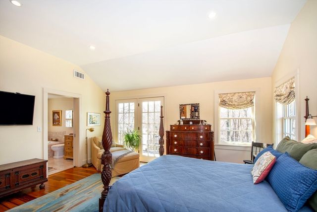 1 Thomas Street, Plymouth, MA 02360