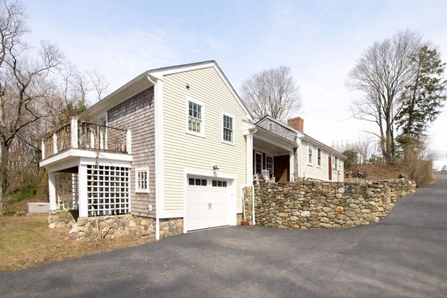 1 Thomas Street, Plymouth, MA 02360