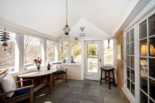 1 Thomas Street, Plymouth, MA 02360