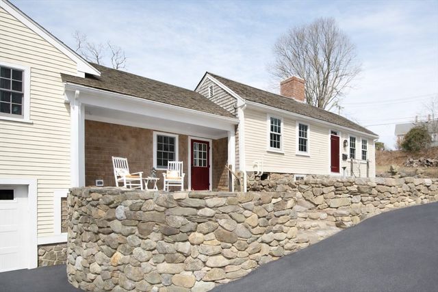 1 Thomas Street, Plymouth, MA 02360