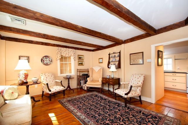 1 Thomas Street, Plymouth, MA 02360