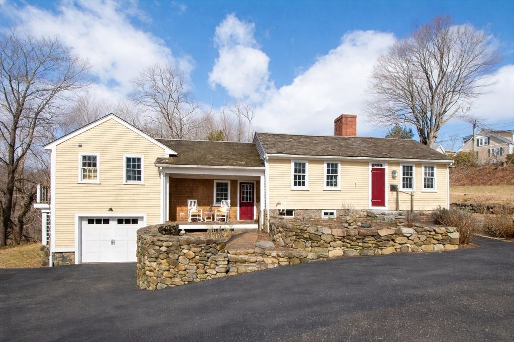 1 Thomas Street, Plymouth, MA 02360