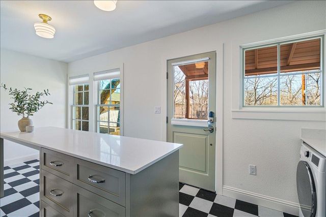 1508 Woodlawn BLVD B, Austin, TX 78703