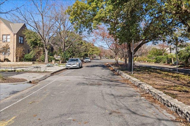 1508 Woodlawn BLVD B, Austin, TX 78703