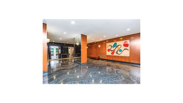 555 KAPPOCK Street # 3T, New York City, NY 10463