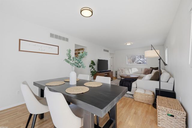 490 E Cambourne Drive, Ferndale, MI 48220