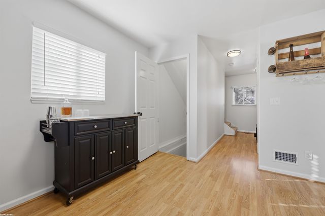 490 E Cambourne Drive, Ferndale, MI 48220