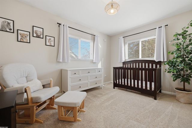 490 E Cambourne Drive, Ferndale, MI 48220