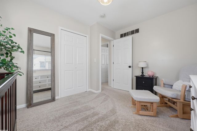 490 E Cambourne Drive, Ferndale, MI 48220