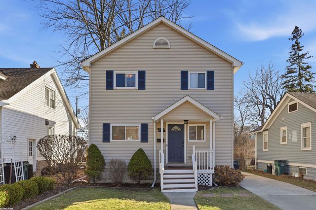 490 E Cambourne Drive, Ferndale, MI 48220